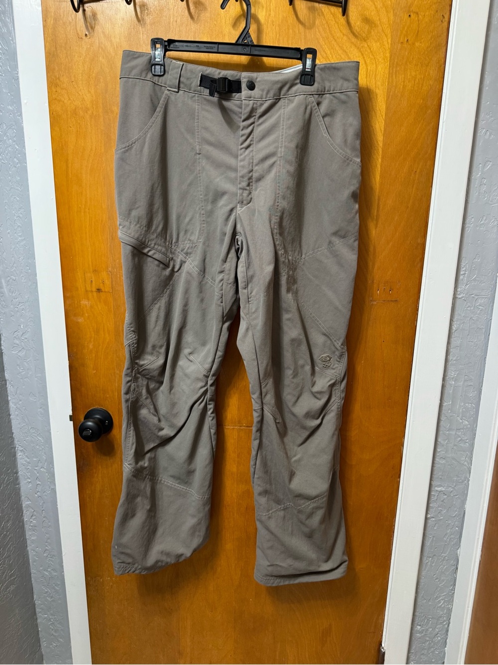 Mountain Hardwear Men's Cargo Pants in Taupe